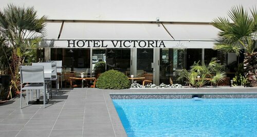 Гостиница Hotel Victoria в Каннах