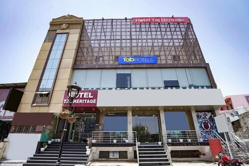 Гостиница Oyo 14785 Hotel Taj Heritage в Агре