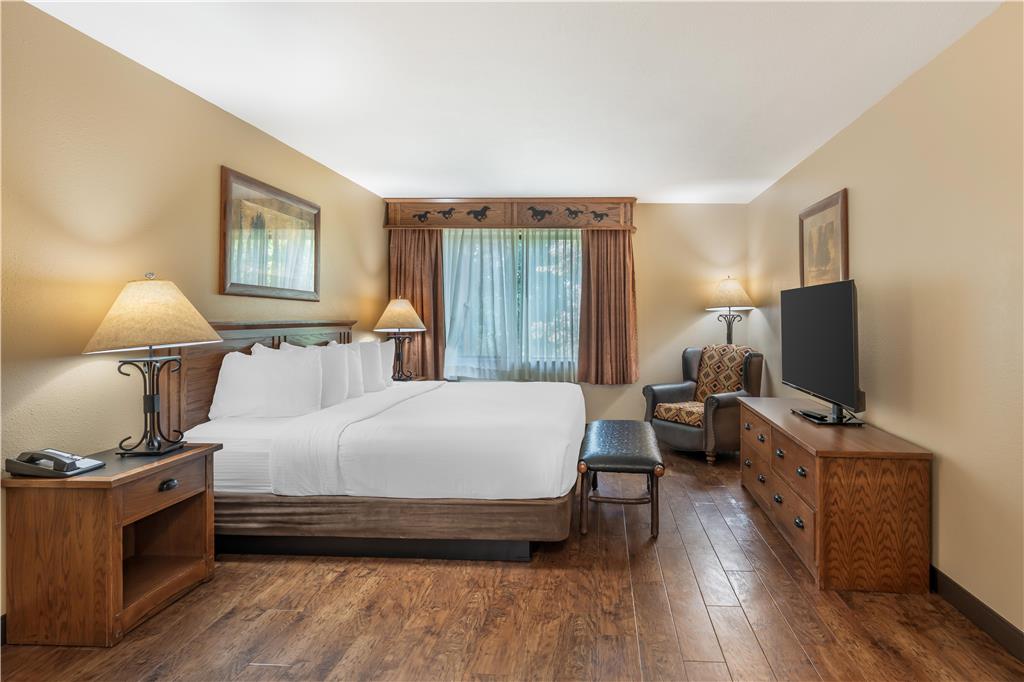 Фото Best Western Plus Kelly Inn & Suites