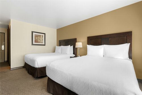 Гостиница Best Western Plus Baker Street Inn в Нельсоне