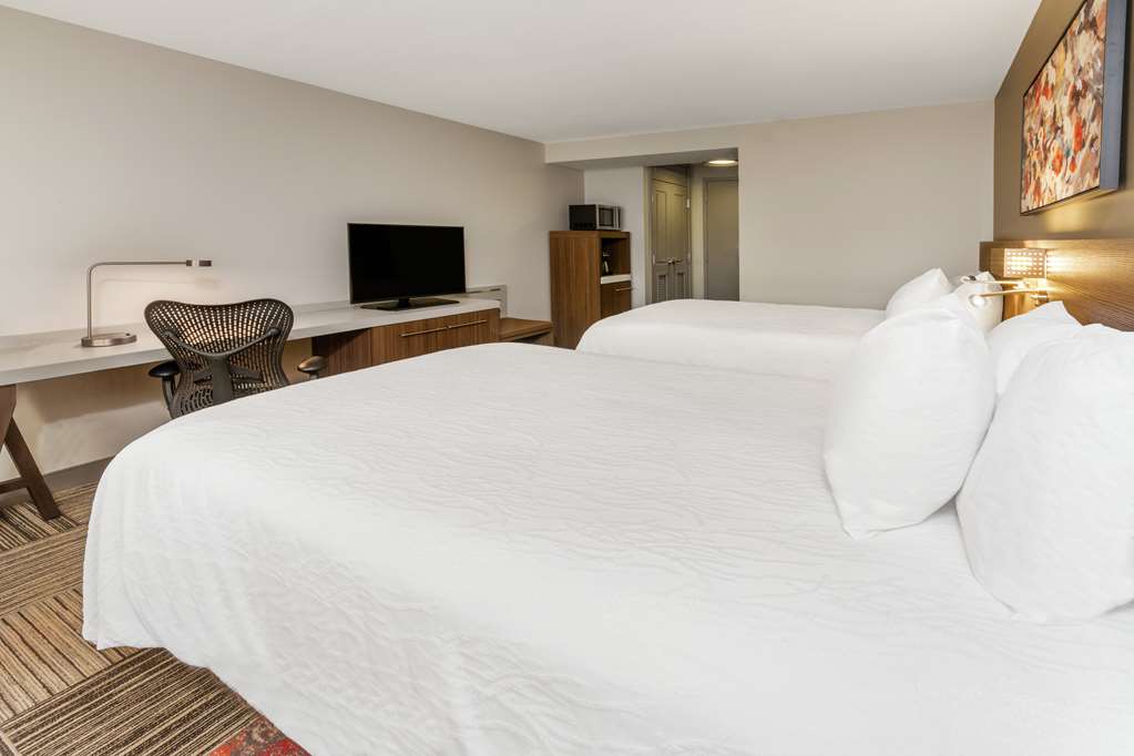 Фото Hilton Garden Inn Syracuse