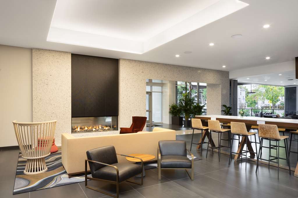 Фото Hampton Inn & Suites Rochester Downtown