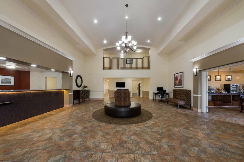 Фото Best Western Salinas Valley Inn & Suites