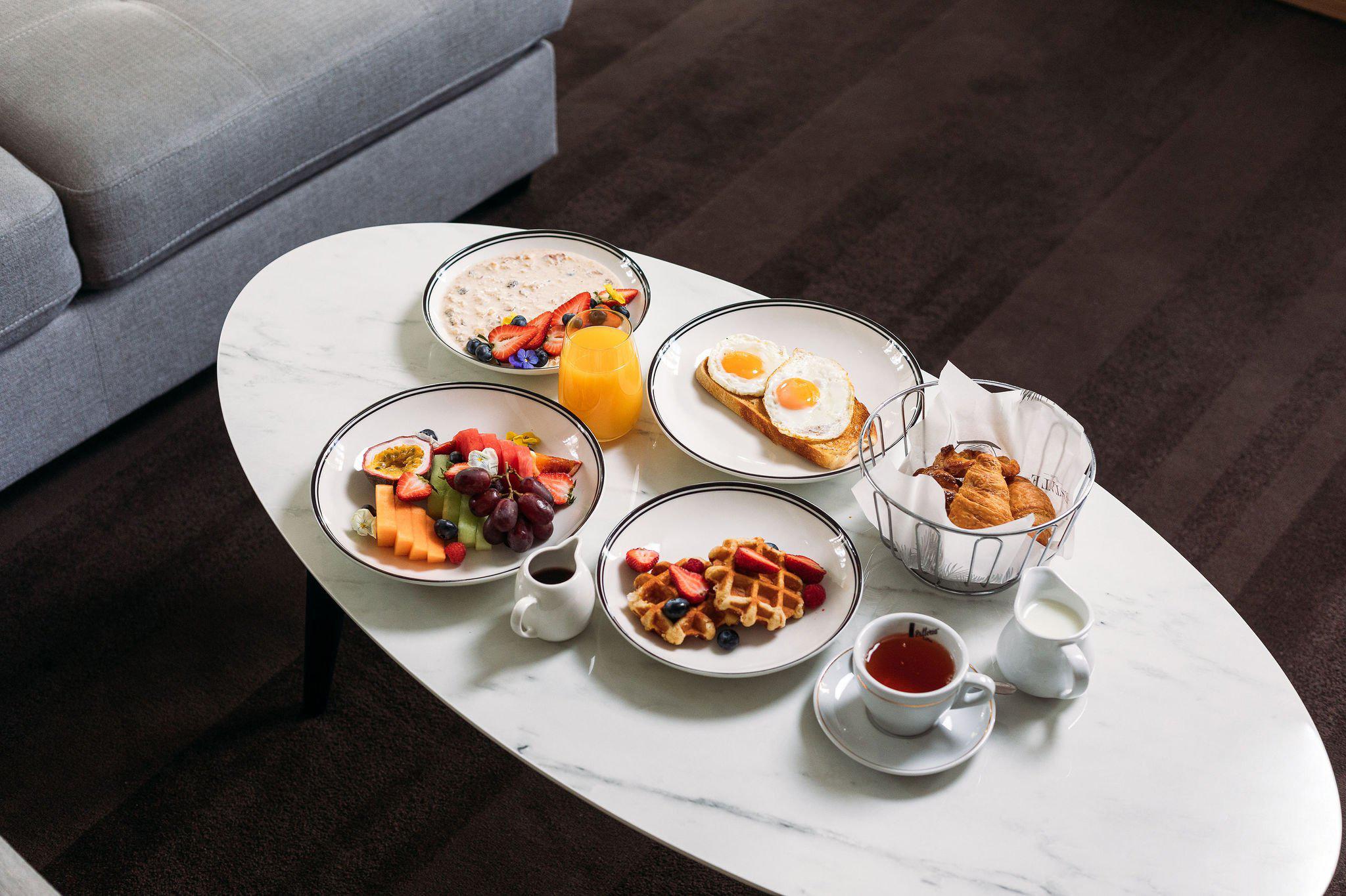 Фото Crowne Plaza Canberra