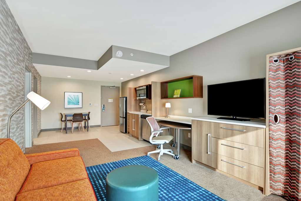 Фото Home2 Suites by Hilton Charlotte Piper Glen