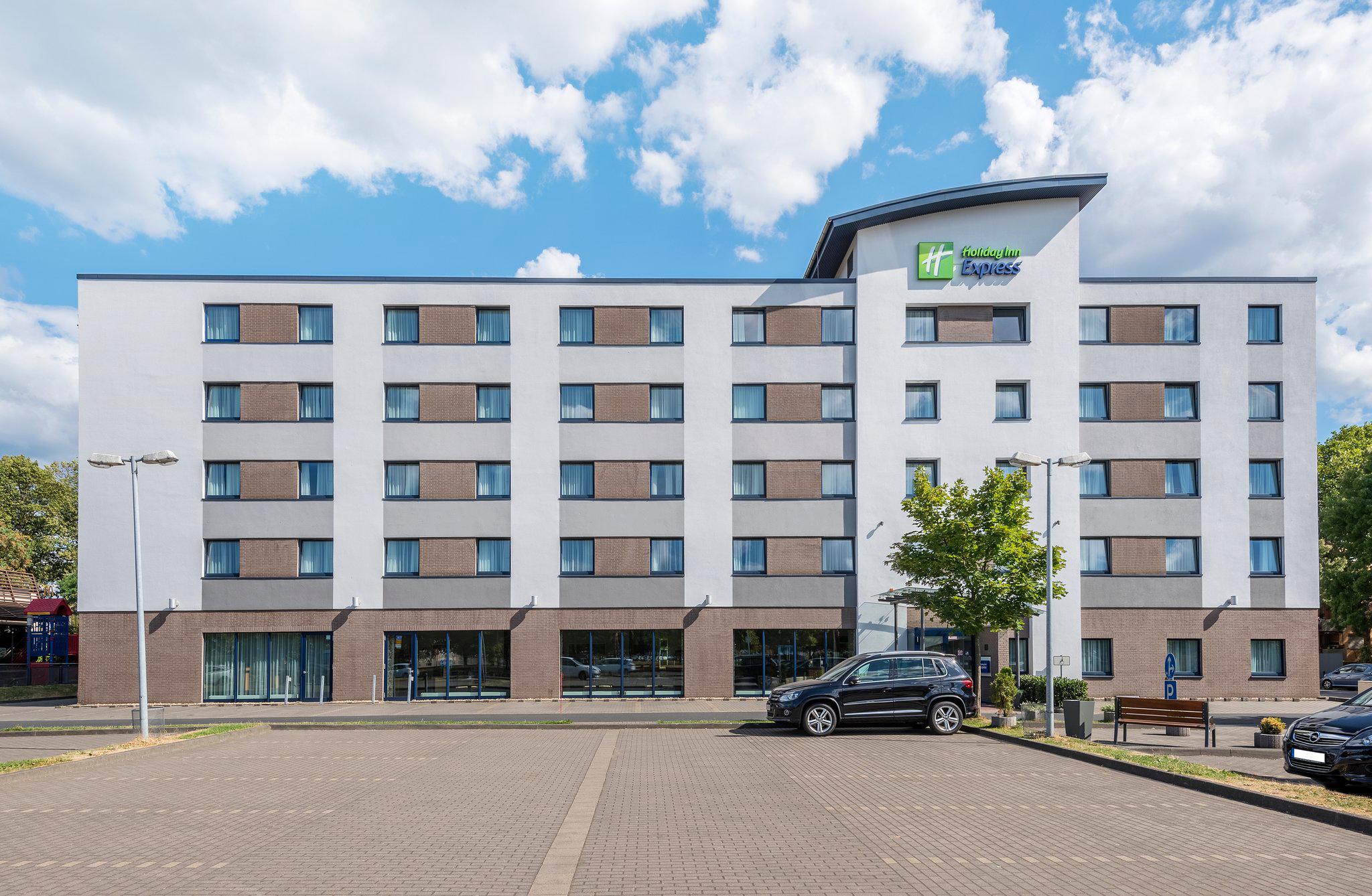 Фото Holiday Inn Express Cologne Mulheim