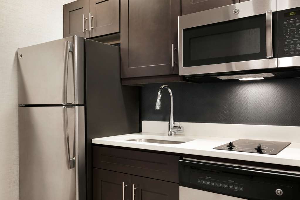 Фото Homewood Suites by Hilton Arlington Rosslyn Key Bridge