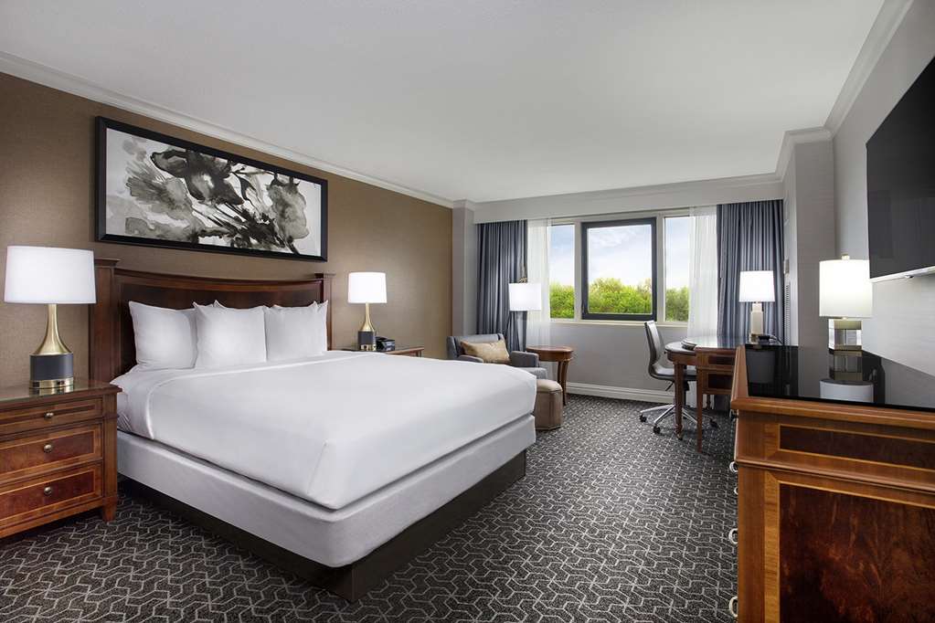 Фото Hilton Short Hills