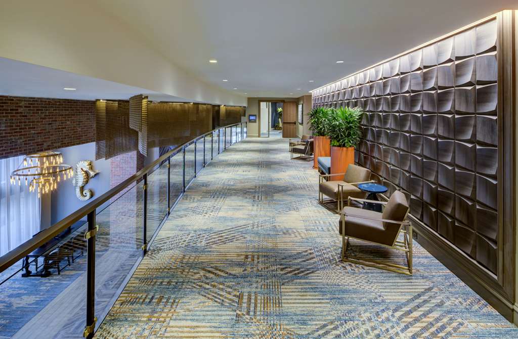 Фото Embassy Suites by Hilton Virginia Beach Oceanfront Resort