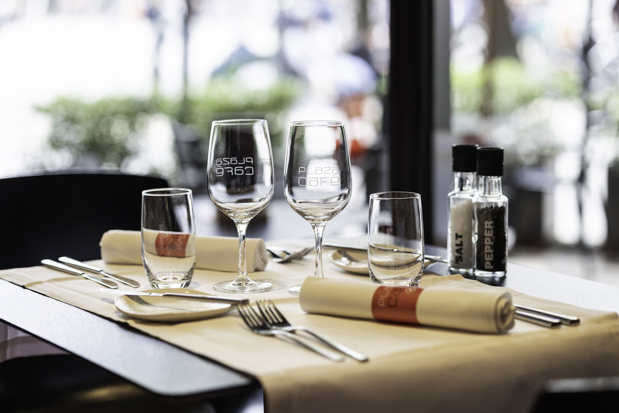 Фото Crowne Plaza Bruges