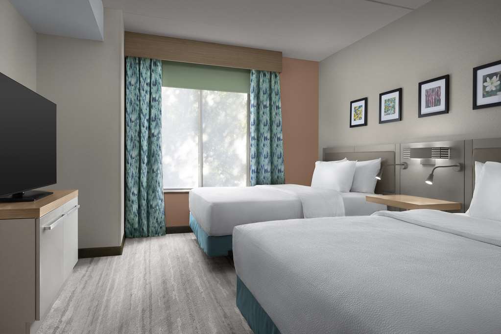 Фото Hilton Garden Inn Raleigh Capital Blvd I-540