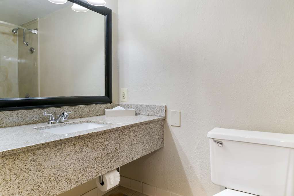 Фото Best Western Greenfield Inn
