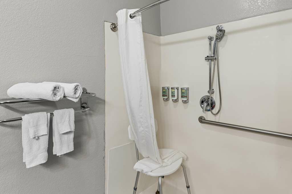 Фото Best Western Sherwood Inn & Suites