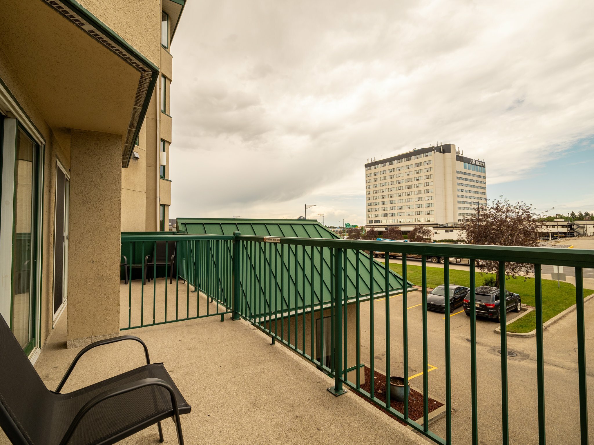 Фото Holiday Inn Conference Ctr Edmonton South