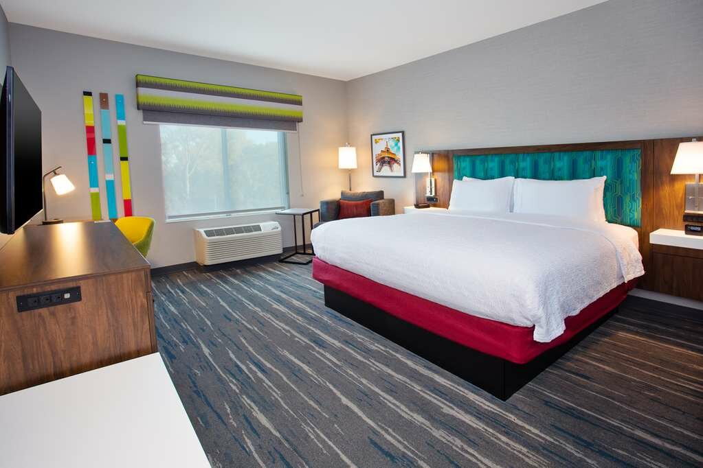 Фото Hampton Inn by Hilton Paris