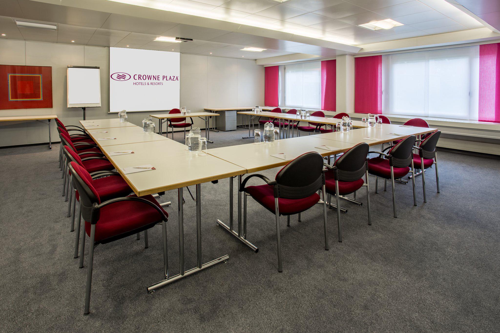 Фото Crowne Plaza Zurich