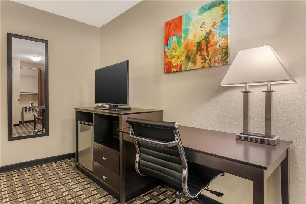 Фото Best Western Plus Pleasanton Inn