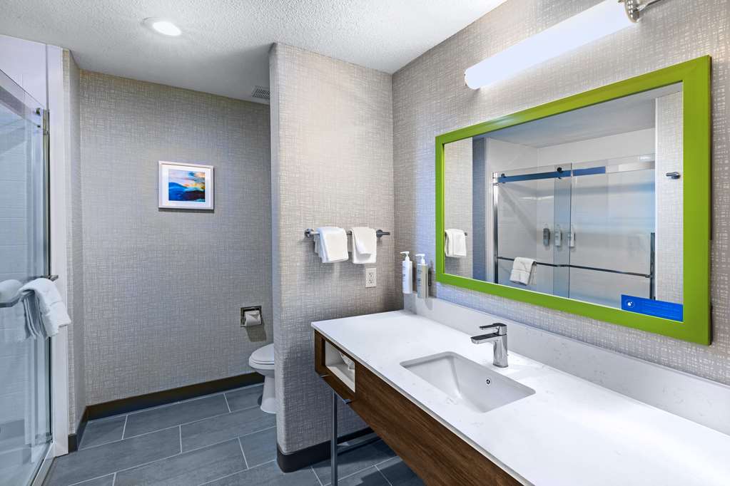 Фото Hampton Inn & Suites Dallas I-30 Cockrell Hill