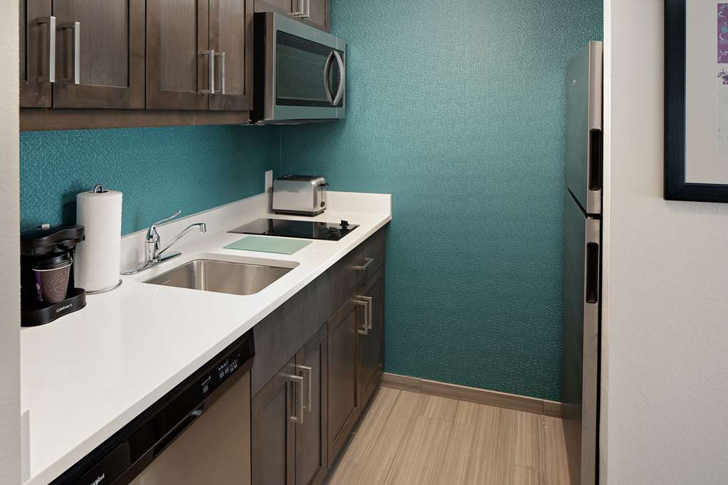 Фото Homewood Suites by Hilton Ronkonkoma