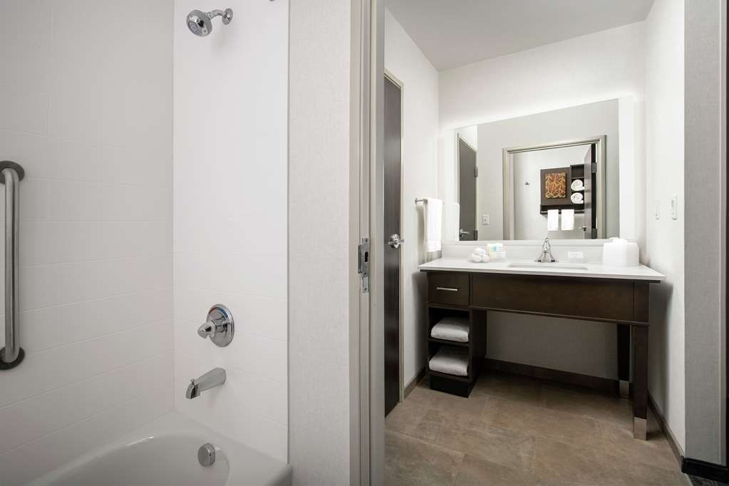 Фото Tru by Hilton Denver Airport Tower Road