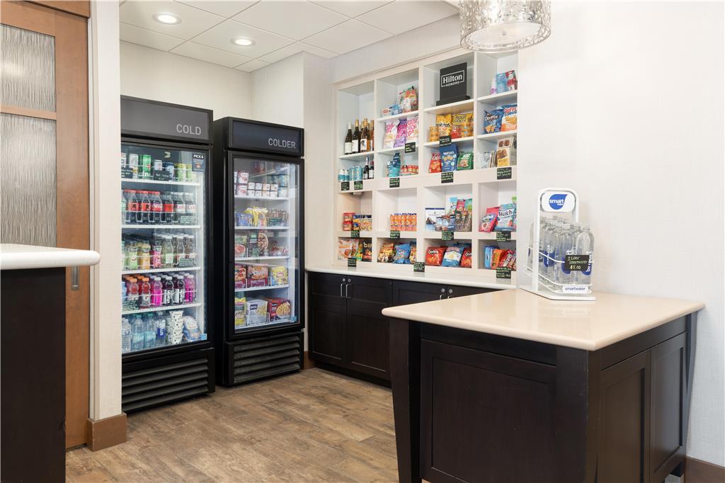 Фото Homewood Suites by Hilton Wauwatosa Milwaukee