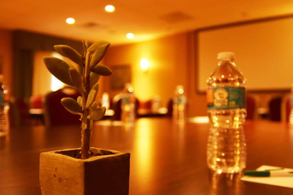 Фото Homewood Suites by Hilton Charlotte Ballantyne, Nc