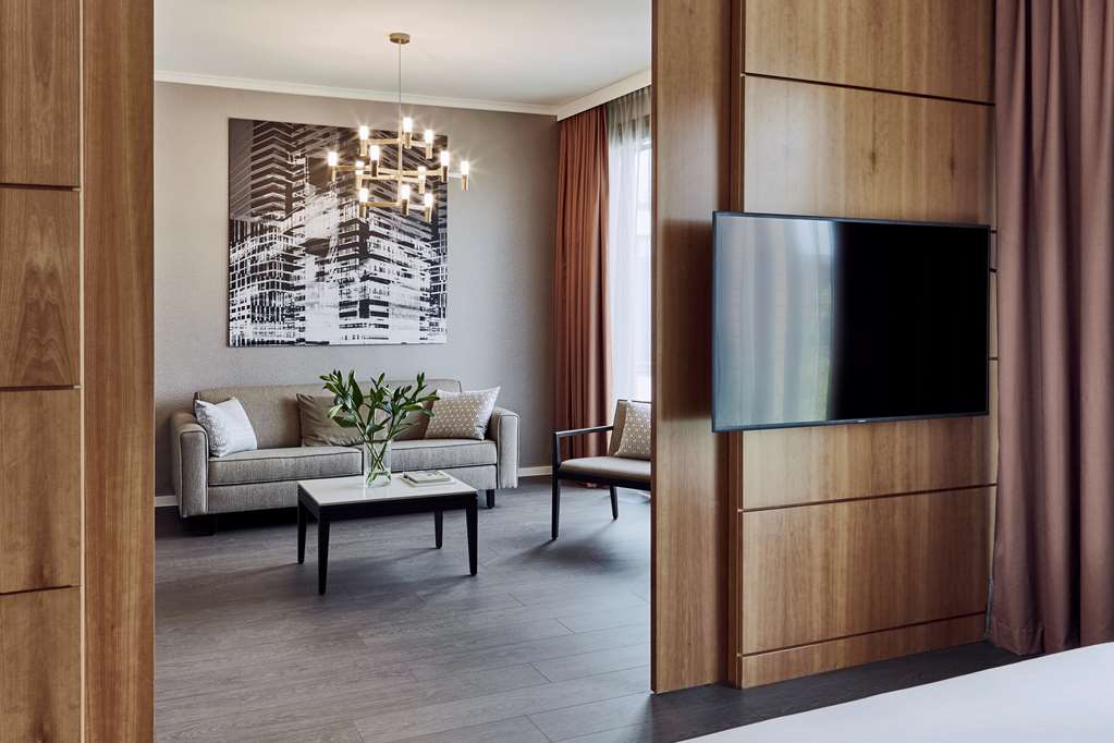 Фото Radisson Blu Hotel, Hannover