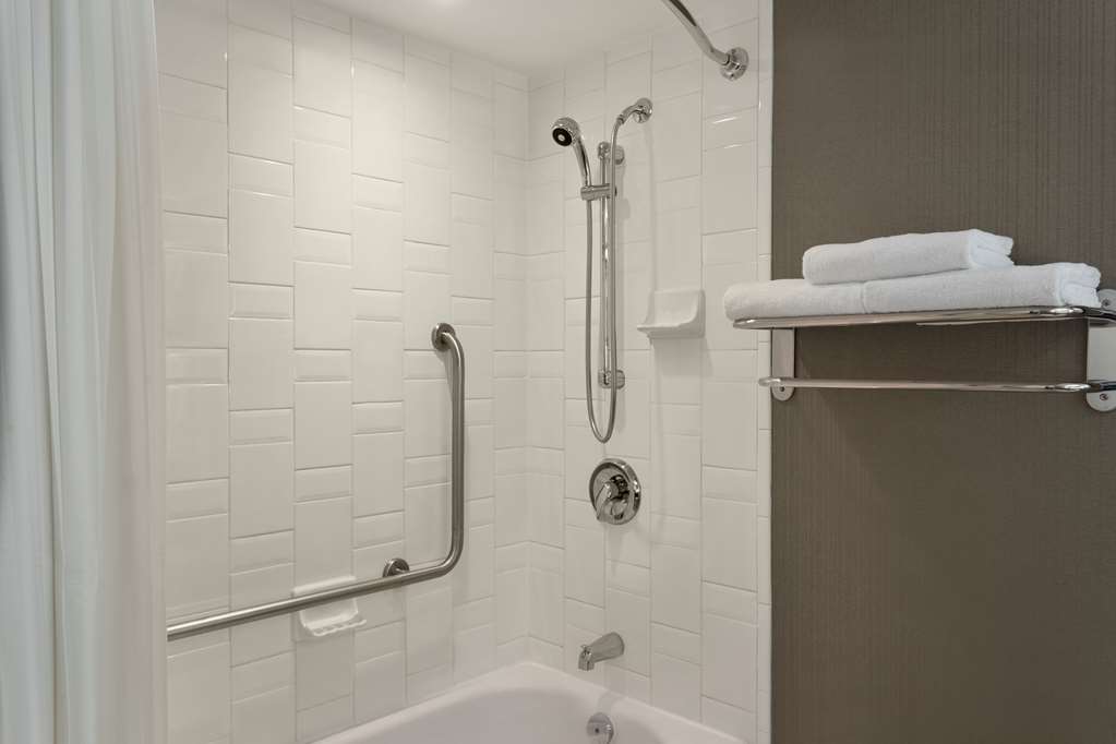 Фото Hilton Vancouver Airport