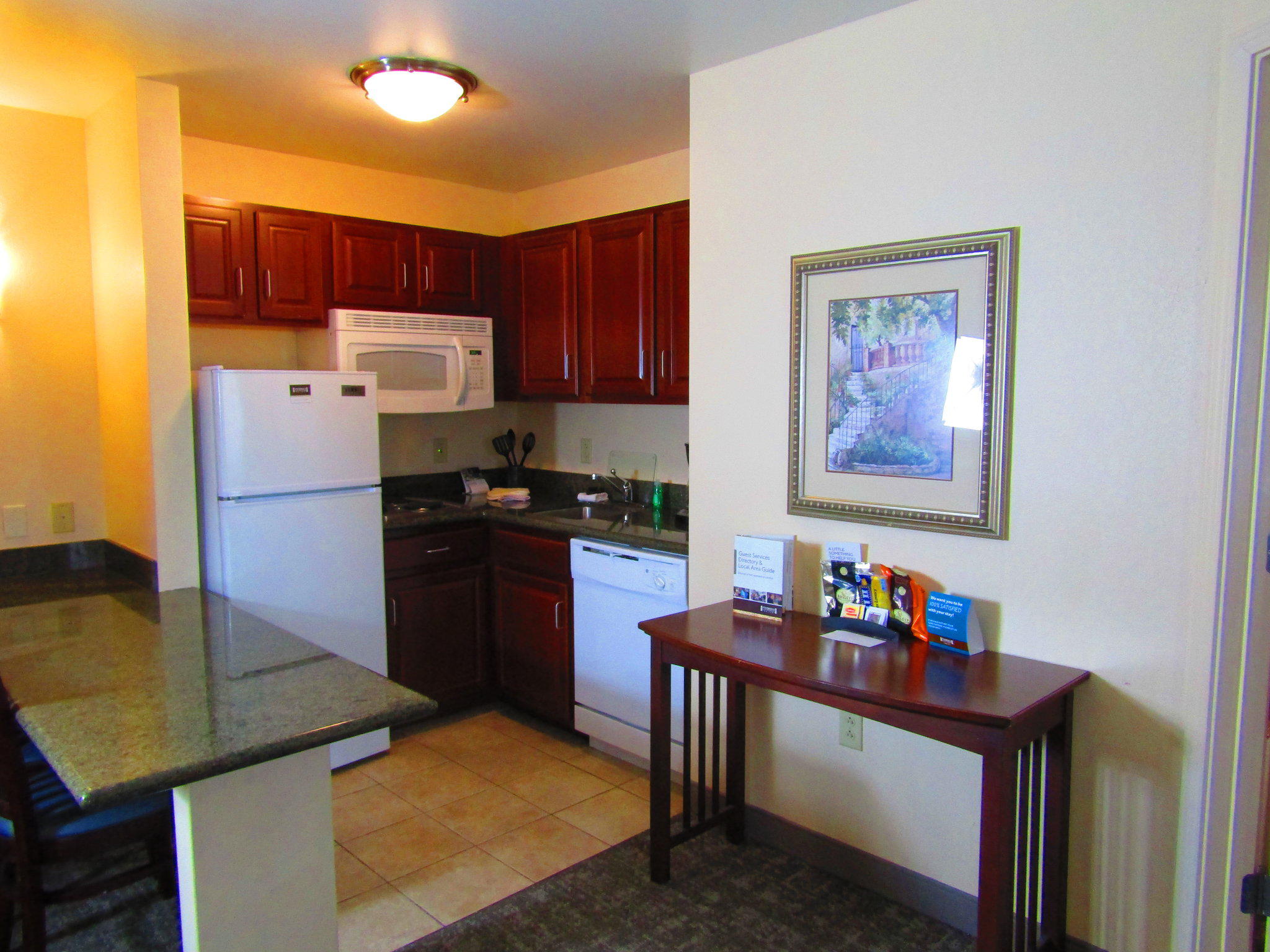 Фото Staybridge Suites Rochester University, an Ihg Hotel