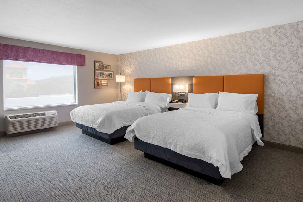 Фото Hampton Inn & Suites Ruidoso Downs
