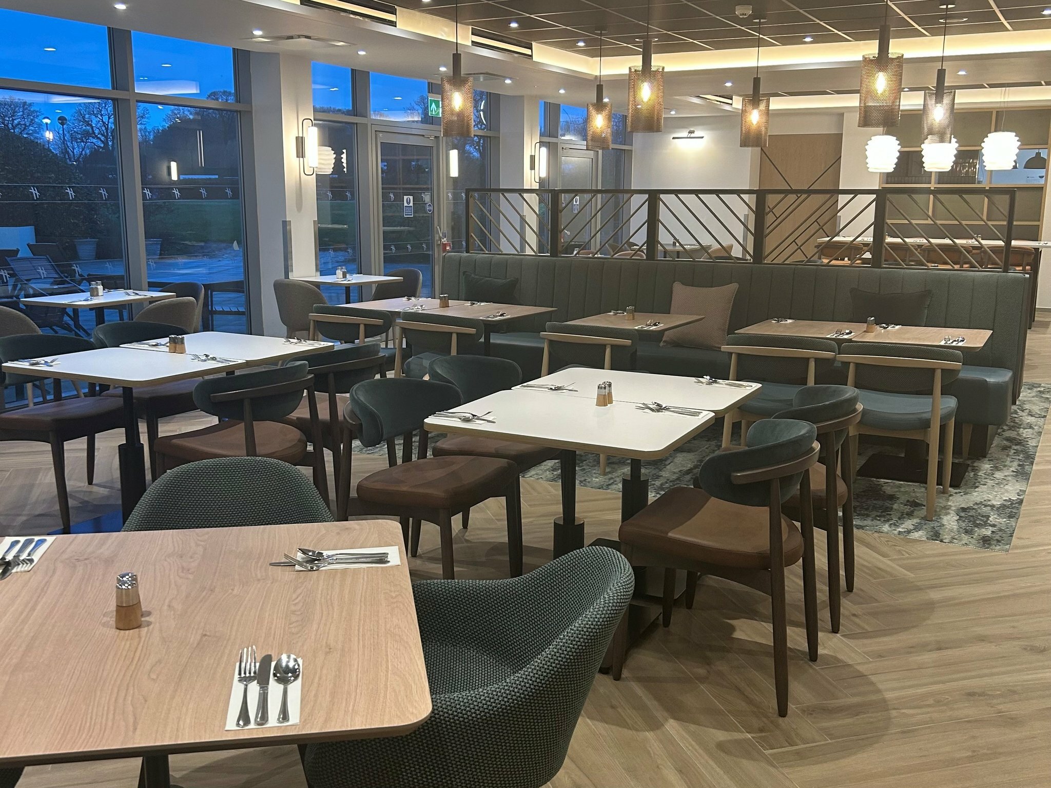 Фото Hilton Garden Inn Luton North