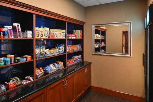 Гостиница Hampton Inn & Suites Tacoma-Mall в Такоме