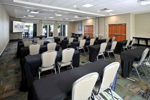 Гостиница Hotel Dello Ft Lauderdale Airport, Tapestry Collection by Hilton в Дания Бич