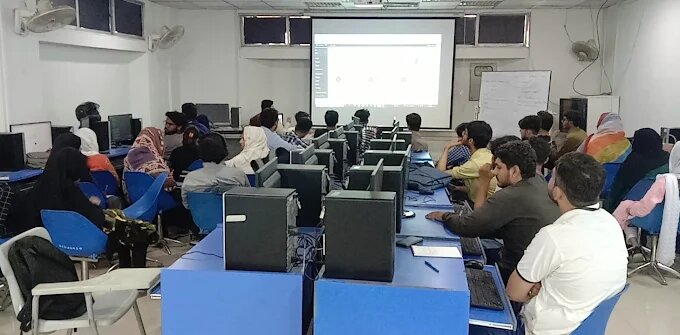 Website hosting Hostyost, Karachi, photo