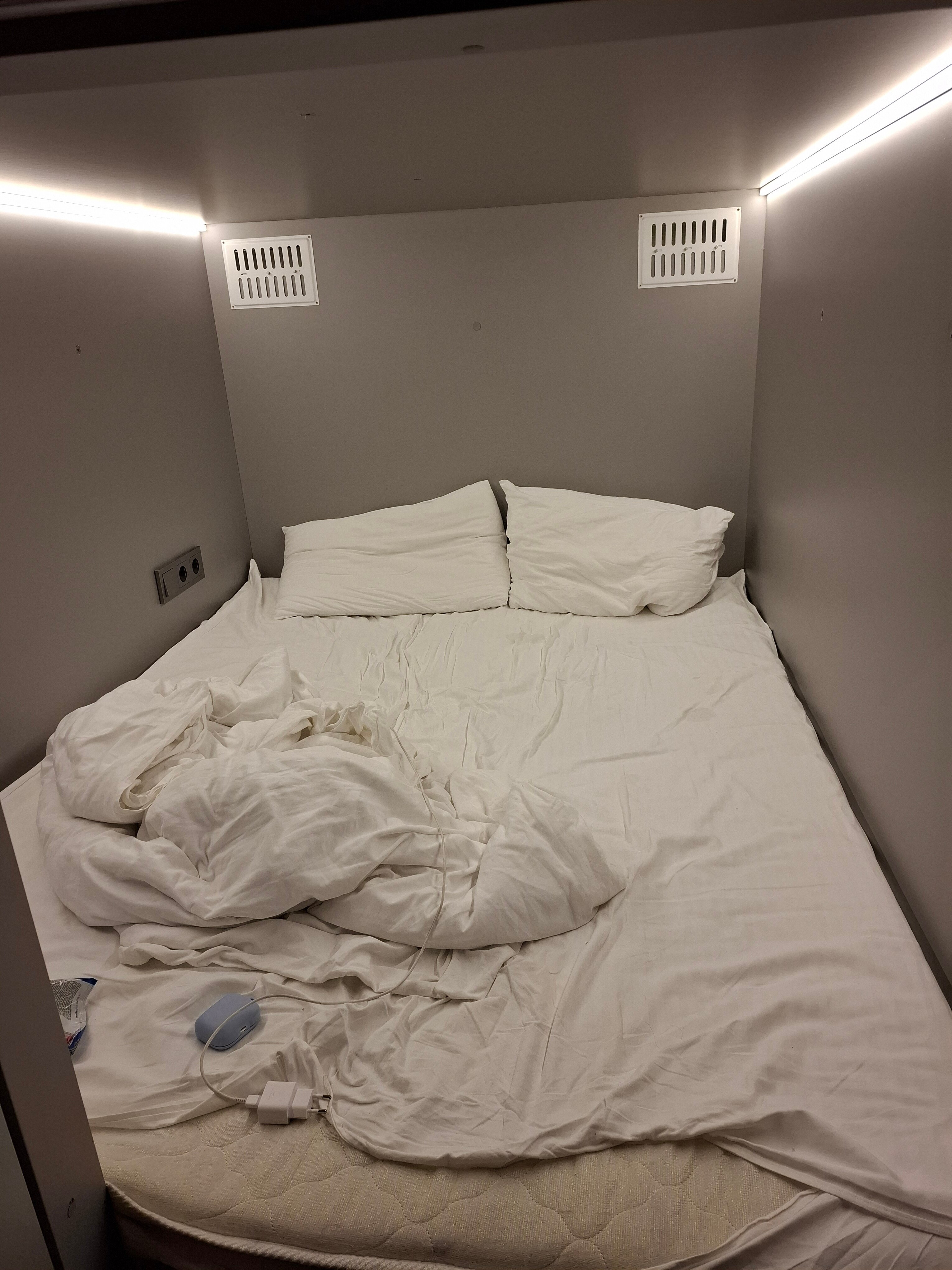 Фото Капсульный лаунж-отель 17/3