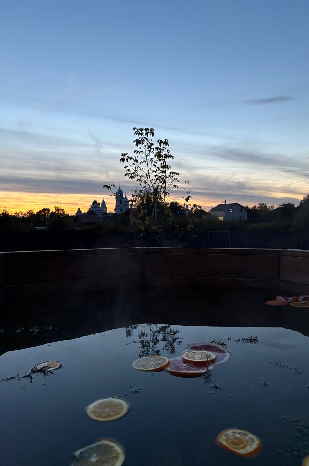 Фото Барнхауз у озера