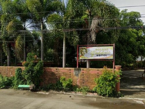 Гостиница Golden Goddess Hotel Malasiqui Pangasinan by RedDoorz в Провинции Пангасинан