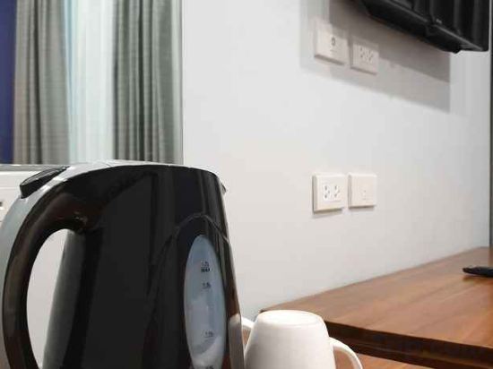 Фото Leez Inn Makati