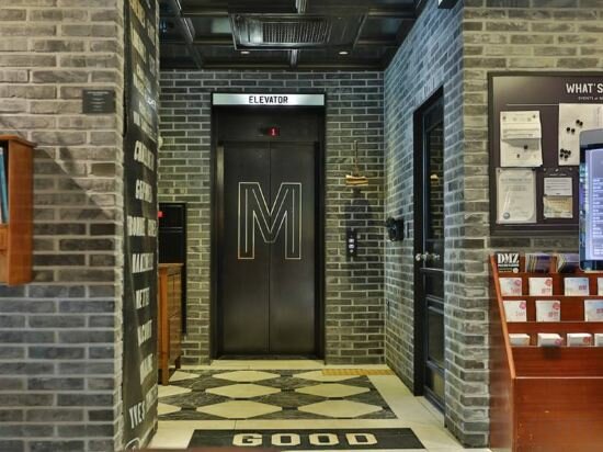 Фото Jongno Makers X Pretty Hotel