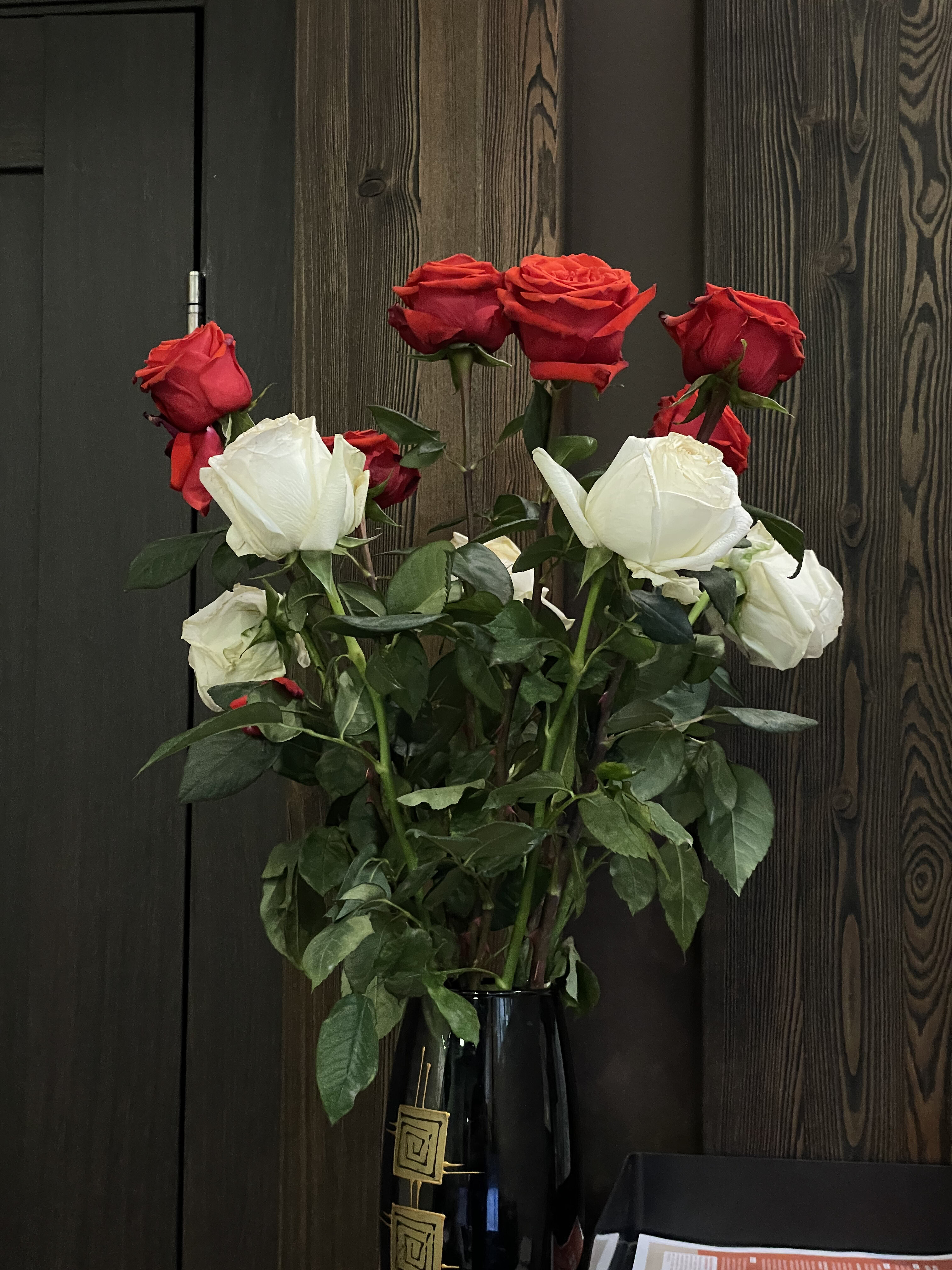 Фото Электрон