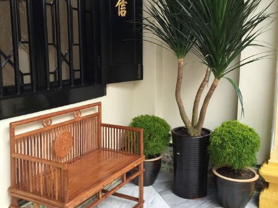 Фото Heeren Palm Suites