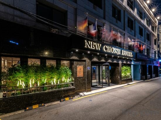 Фото New Chonji Hotel