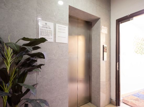 Фото Sun Inns Meru Raya