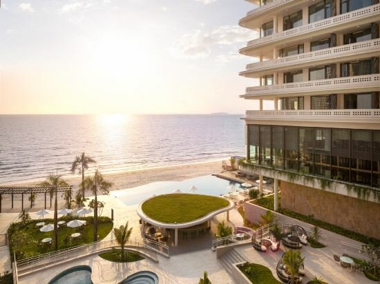 Фото Novotel Sihanoukville Holiday Resort