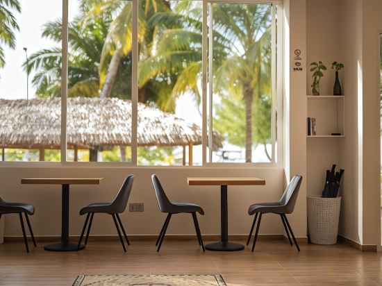 Фото ICom Marina Sea View