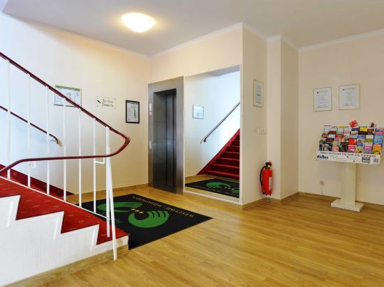 Фото St Joseph Hotel Hamburg Reeperbahn St Pauli Kiez