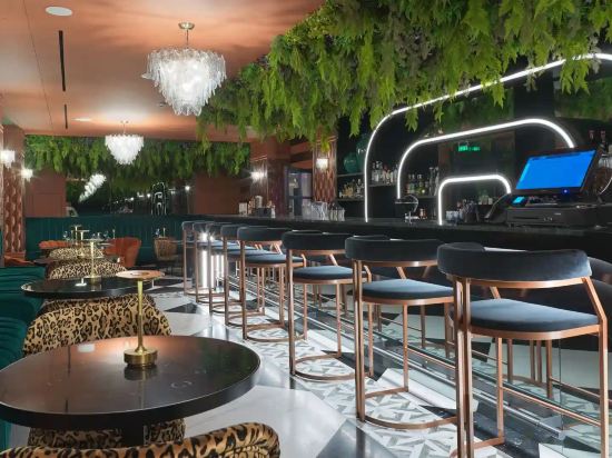 Фото Nyx Esperia Palace Athens