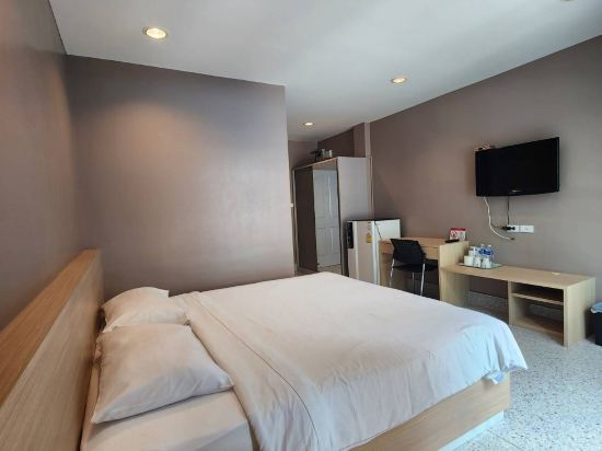 Фото The Fifth Residence