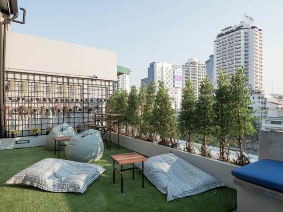 Фото Natee Hostel