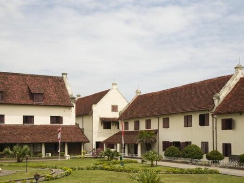 Внешний вид отеля Novotel Makassar Grand Shayla в Макасаре, фото 4